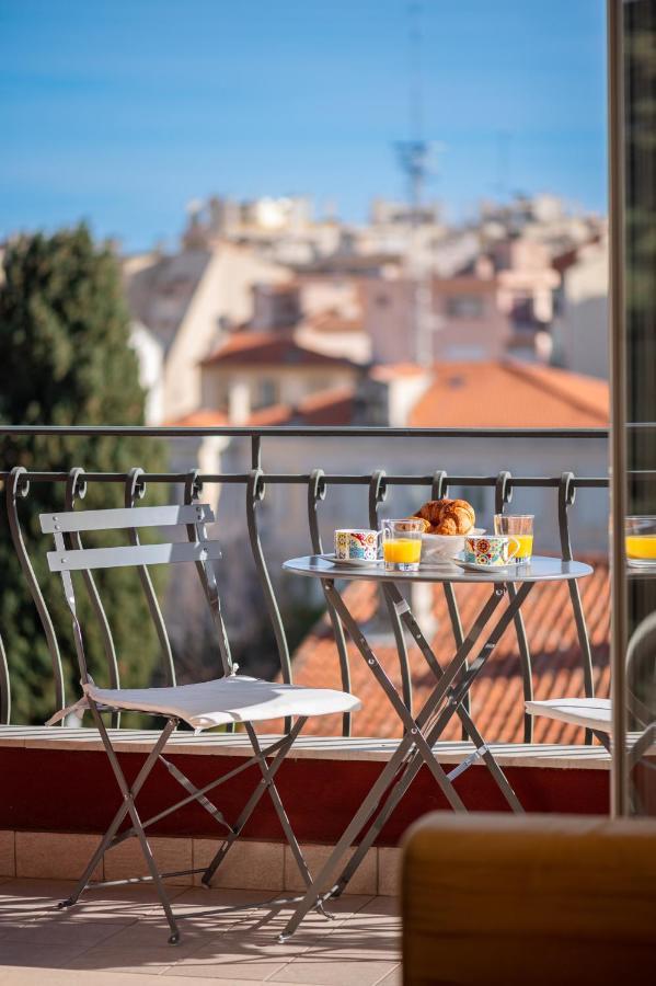 La Fabrique A Poupees - Chambres Et Appartements De Charme Au Coeur De Menton Exterior foto