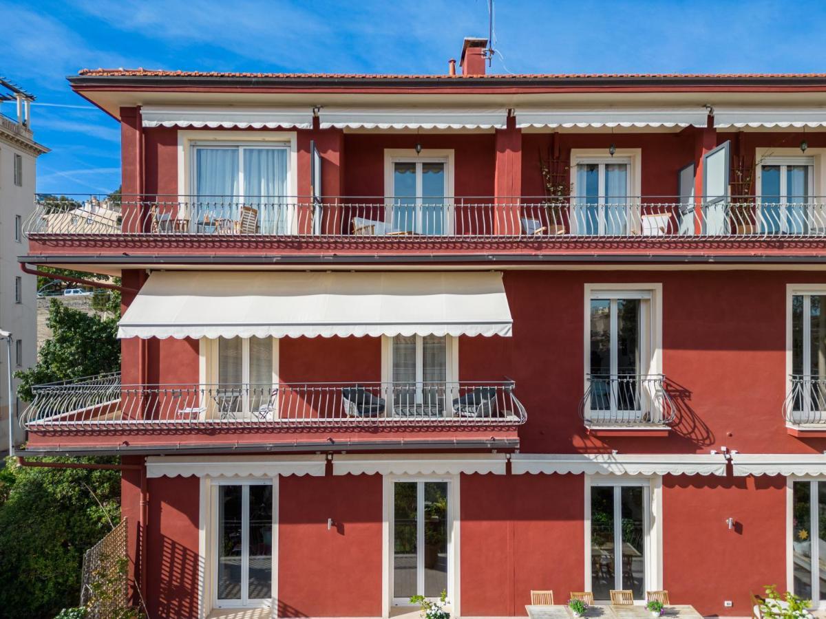 La Fabrique A Poupees - Chambres Et Appartements De Charme Au Coeur De Menton Exterior foto