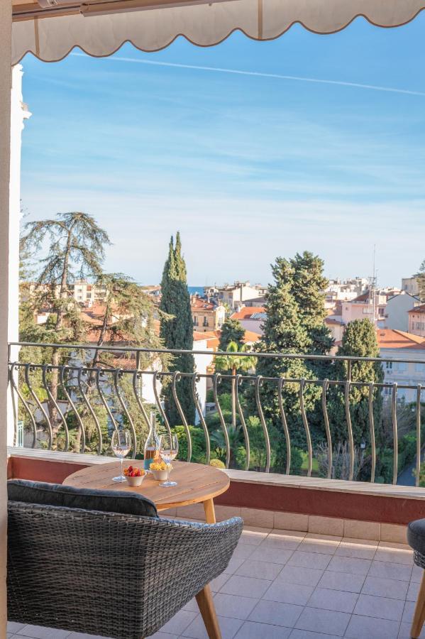 La Fabrique A Poupees - Chambres Et Appartements De Charme Au Coeur De Menton Exterior foto