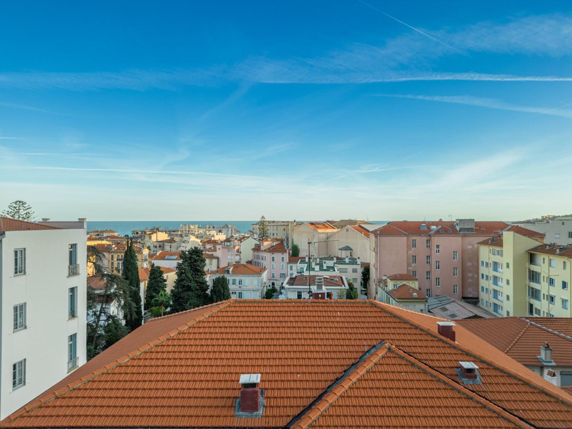 La Fabrique A Poupees - Chambres Et Appartements De Charme Au Coeur De Menton Exterior foto